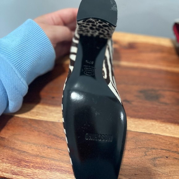 Moschino Pony style calfskin mid heel - Picture 8 of 10